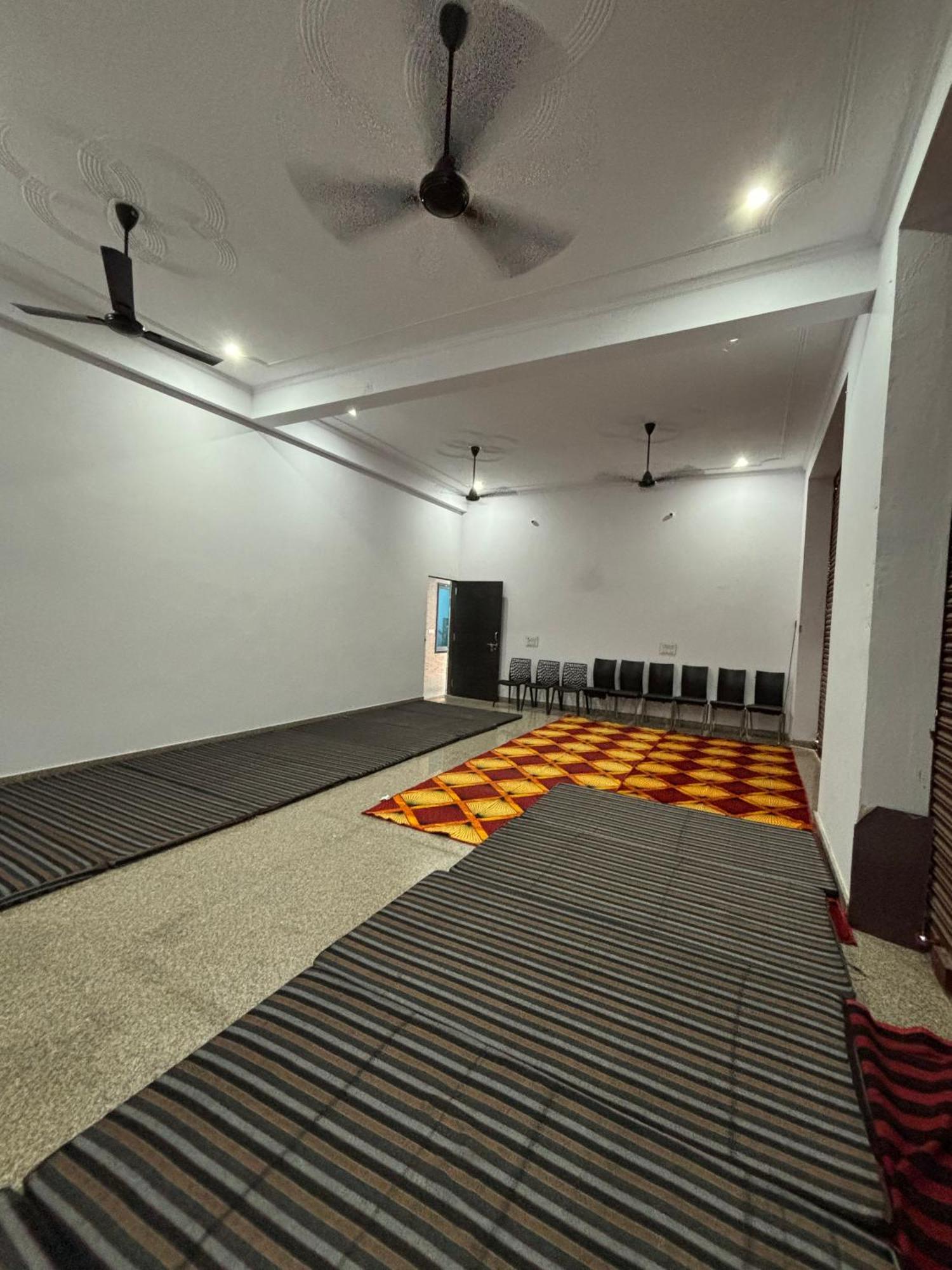 Hotel Raghunath Palace Khātu エクステリア 写真